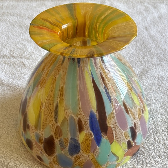 Colorful Glass Vase - Picture 3 of 4